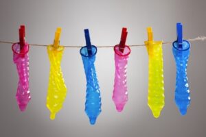 سایز و جنس کاندوم را چگونه انتخاب کنیم؟